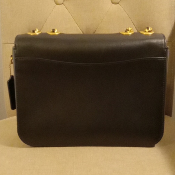 Coach Madison Black Shoulder Bag - Picture 3 of 16